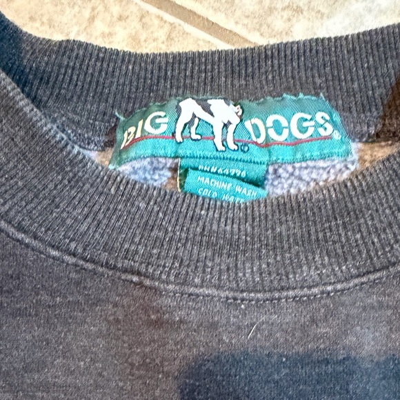 Vintage 1990’s Big Dogs Men's Charcoal Crewneck Sweatshirt w/ embroidered logo - Picture 3 of 8